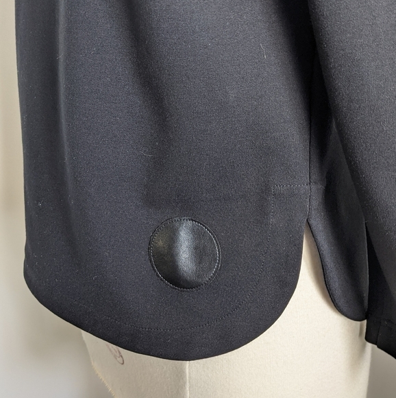 AKRIS Ponte Zip Fitted Black Sweater Top M Knit Minimalist Fine Gauge Designer - Picture 9 of 14